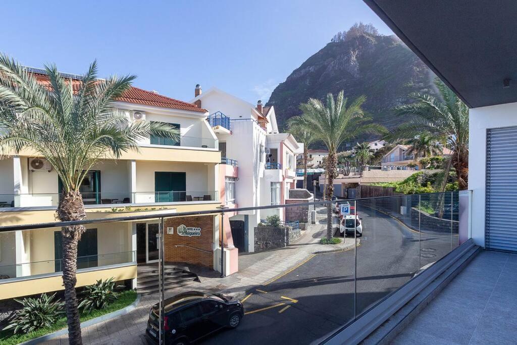 Luxury And Modern Apartment In Porto Moniz Center Exteriér fotografie